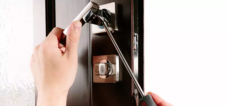 Door Lock Replacement Service Wade Hampton