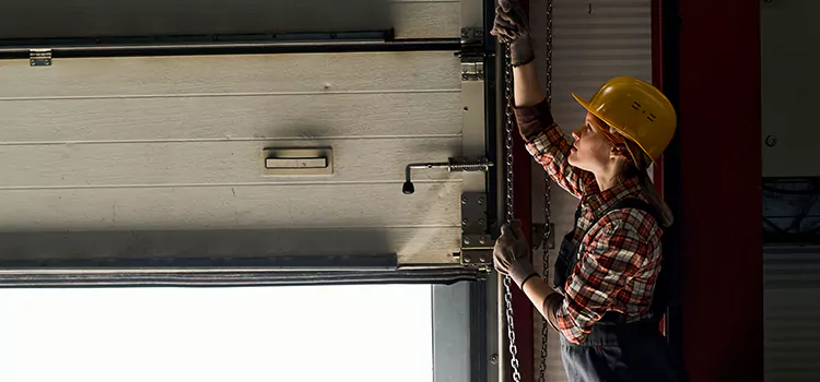 Addressing Common Garage Door Stoppage Issues in Wade Hampton, SC