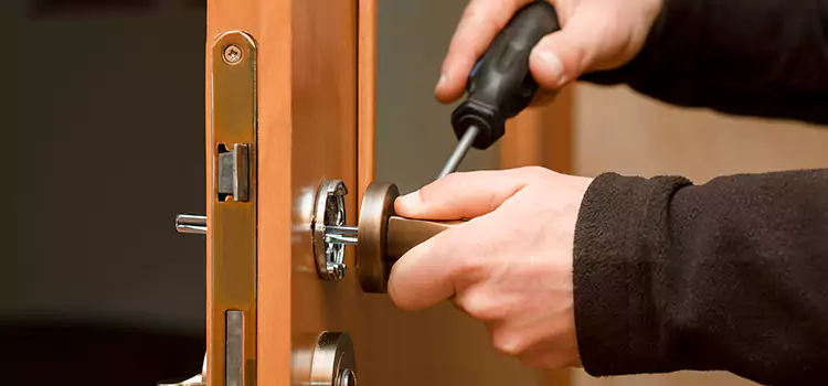 Semi Truck Locksmith Wade Hampton