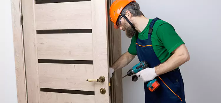 Replace Internal Door Handle with Lock Wade Hampton